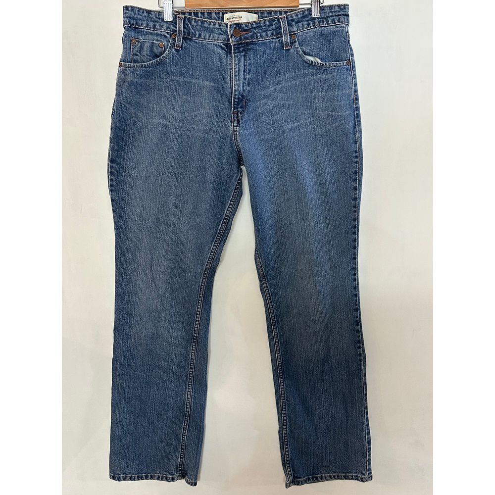 Levi Strauss & Co. Women's Mid Rise Bootcut Jeans 16‎